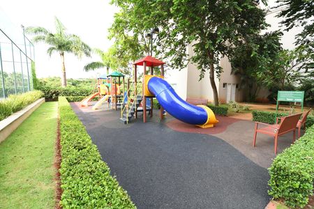 Apartamento à venda com 131m², 3 quartos e 3 vagasÁrea comum - Playground