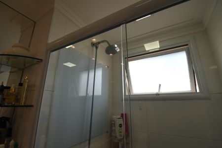 Apartamento à venda com 131m², 3 quartos e 3 vagasBanheiro 2