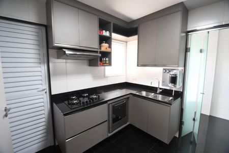 Apartamento à venda com 131m², 3 quartos e 3 vagasCozinha