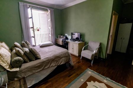 Casa para alugar com 800m², 5 quartos e 6 vagasSuíte 2