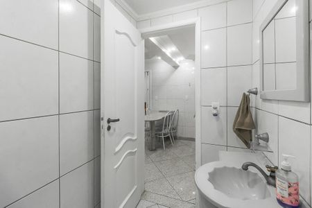Casa à venda com 350m², 3 quartos e 2 vagasLavabo