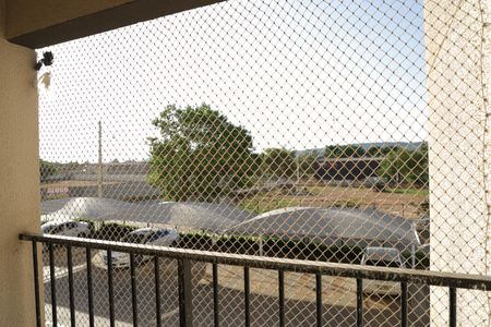 Apartamento para alugar com 70m², 3 quartos e 1 vagavaranda