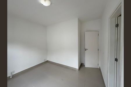 Casa de condomínio para alugar com 112m², 3 quartos e 1 vagaSuíte