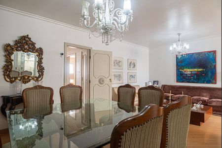 Apartamento à venda com 139m², 2 quartos e 1 vagaSala