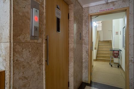 Apartamento à venda com 139m², 2 quartos e 1 vagaÁrea comum - Elevador