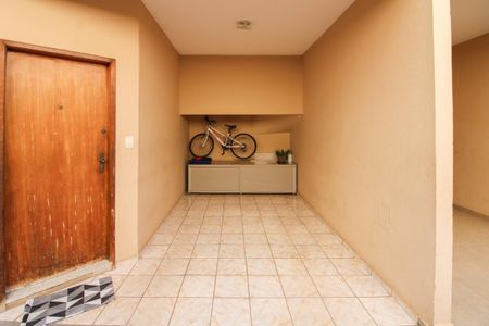 Casa à venda com 92m², 3 quartos e 1 vaga Casa à venda com 92m², 3 quartos e 1 vagaGaragem