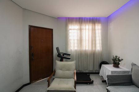 Casa à venda com 92m², 3 quartos e 1 vaga Casa à venda com 92m², 3 quartos e 1 vagaSala