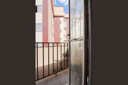 Casa à venda com 92m², 3 quartos e 1 vaga Casa à venda com 92m², 3 quartos e 1 vagaVaranda do Quarto 3