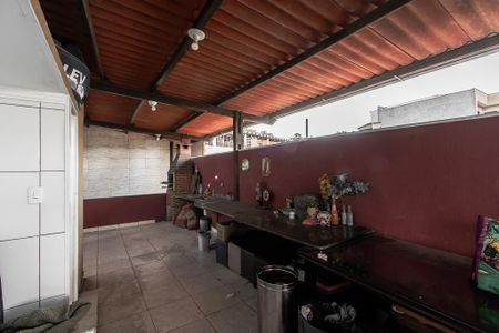 Casa à venda com 220m², 4 quartos e 2 vagasÁrea de Serviço