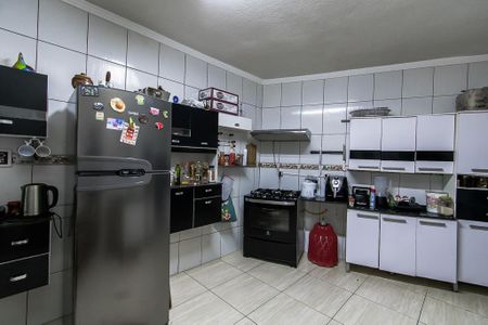 Casa à venda com 220m², 4 quartos e 2 vagasCozinha