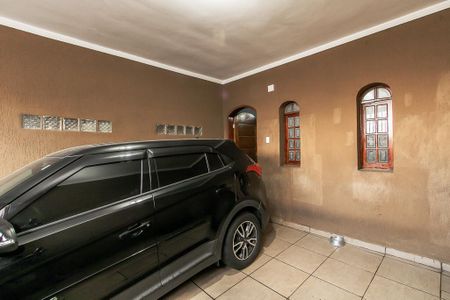 Casa à venda com 220m², 4 quartos e 2 vagasGaragem