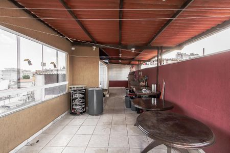 Casa à venda com 220m², 4 quartos e 2 vagasÁrea de Serviço