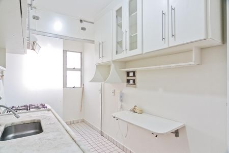 Apartamento à venda com 65m², 3 quartos e 1 vaga Apartamento à venda com 65m², 3 quartos e 1 vagaCozinha
