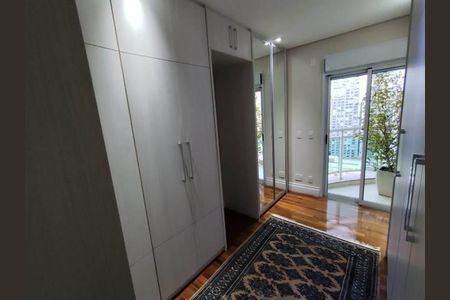 Apartamento à venda com 240m², 4 quartos e 4 vagas