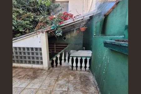 Casa à venda com 140m², 3 quartos e 2 vagas