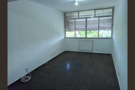 Apartamento à venda com 62m², 2 quartos e 1 vaga