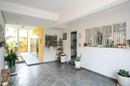 Casa à venda com 585m², 4 quartos e 10 vagasÁrea de serviço