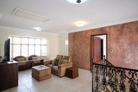 Casa à venda com 585m², 4 quartos e 10 vagasSala de TV