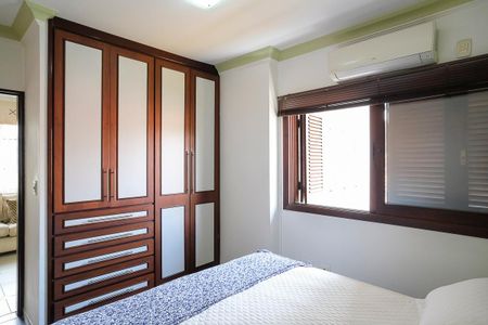 Casa à venda com 585m², 4 quartos e 10 vagasSuíte 3