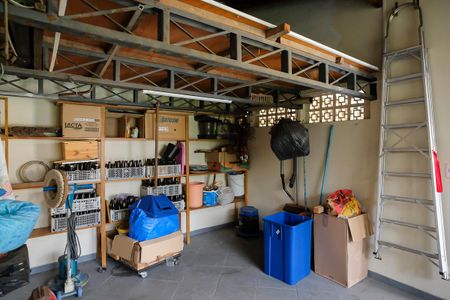 Casa à venda com 585m², 4 quartos e 10 vagasDepósito