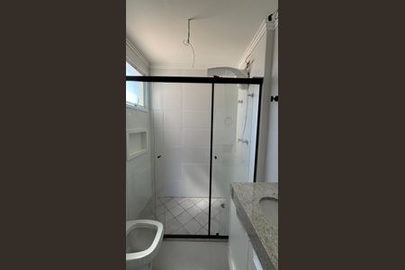 Apartamento à venda com 59m², 2 quartos e 2 vagas Apartamento à venda com 59m², 2 quartos e 2 vagasBanheiro da Suíte