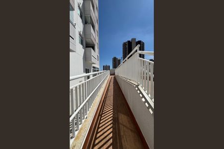 Apartamento à venda com 59m², 2 quartos e 2 vagas Apartamento à venda com 59m², 2 quartos e 2 vagasRampa - Corrimão