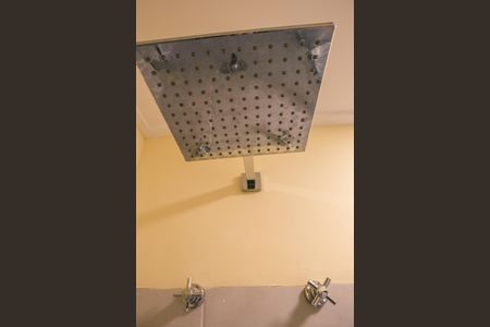 Studio para alugar com 25m², 1 quarto e 1 vaga Studio para alugar com 25m², 1 quarto e 1 vagaBanheiro