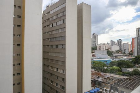 Studio para alugar com 25m², 1 quarto e 1 vaga Studio para alugar com 25m², 1 quarto e 1 vagaVista da Sacada