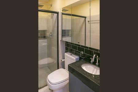 Studio para alugar com 25m², 1 quarto e 1 vaga Studio para alugar com 25m², 1 quarto e 1 vagaBanheiro