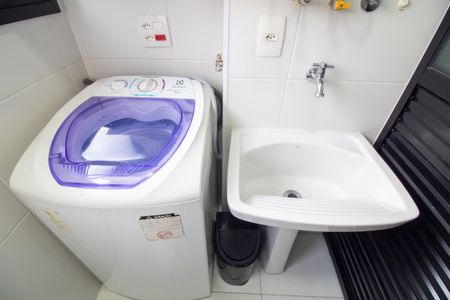 Studio à venda com 27m², 1 quarto e 1 vaga Studio à venda com 27m², 1 quarto e 1 vagaÁrea de Serviço