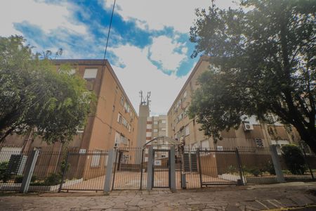 Apartamento à venda com 56m², 2 quartos e 1 vaga Apartamento à venda com 56m², 2 quartos e 1 vagaFachada