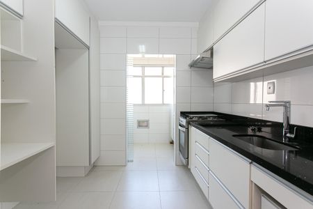 Apartamento à venda com 72m², 2 quartos e 1 vaga Apartamento à venda com 72m², 2 quartos e 1 vagaCozinha
