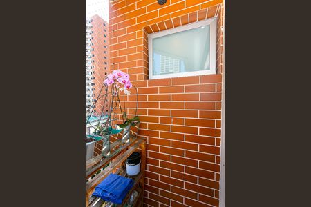 Apartamento à venda com 72m², 2 quartos e 1 vaga Apartamento à venda com 72m², 2 quartos e 1 vagaVaranda do Suíte