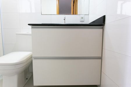 Apartamento à venda com 72m², 2 quartos e 1 vaga Apartamento à venda com 72m², 2 quartos e 1 vagaBanheiro da Suíte