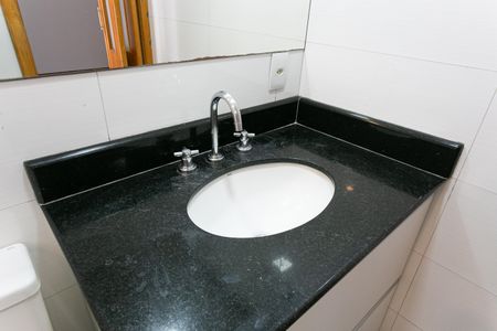 Apartamento à venda com 72m², 2 quartos e 1 vaga Apartamento à venda com 72m², 2 quartos e 1 vagaBanheiro da Suíte