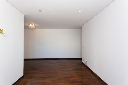 Apartamento à venda com 72m², 2 quartos e 1 vaga Apartamento à venda com 72m², 2 quartos e 1 vagaSala