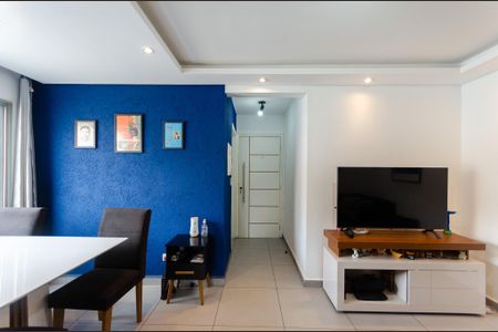 Apartamento para alugar com 50m², 2 quartos e 1 vagaSala