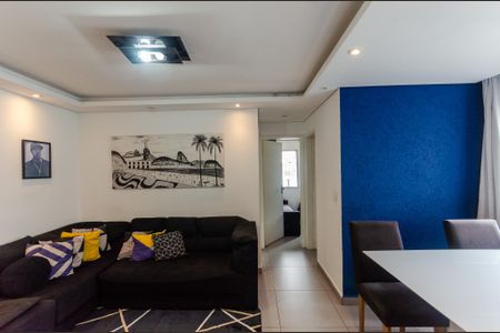 Apartamento para alugar com 50m², 2 quartos e 1 vagaSala