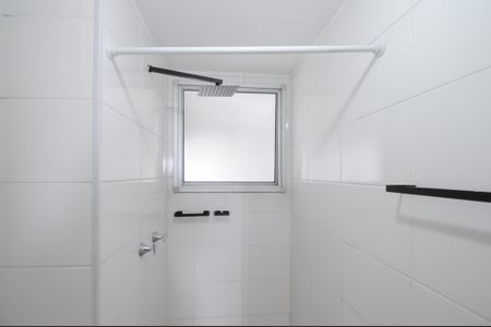 Apartamento à venda com 50m², 2 quartos e 1 vaga Apartamento à venda com 50m², 2 quartos e 1 vagaBanheiro Social