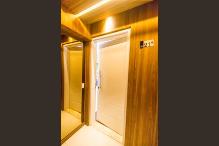 Apartamento à venda com 138m², 3 quartos e 3 vagasHall social