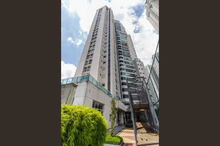 Apartamento à venda com 138m², 3 quartos e 3 vagasFachada do bloco