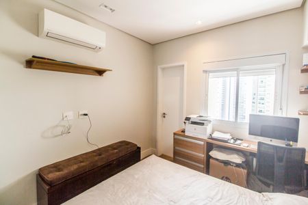 Apartamento à venda com 138m², 3 quartos e 3 vagasSuíte 2