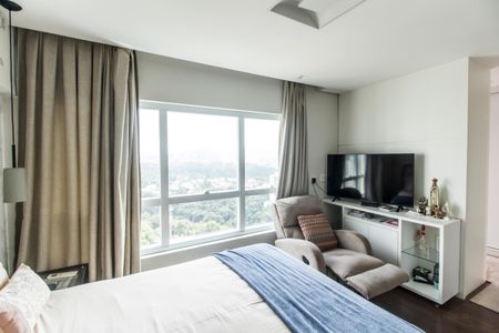 Apartamento à venda com 138m², 3 quartos e 3 vagasSuíte 1