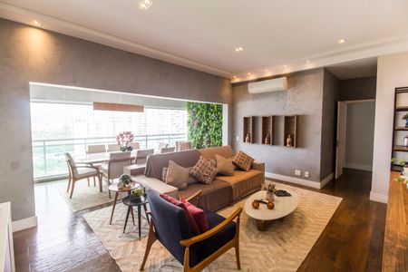 Apartamento à venda com 138m², 3 quartos e 3 vagasSala de TV