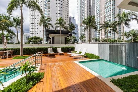 Apartamento à venda com 138m², 3 quartos e 3 vagasÁrea comum - Piscina