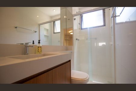 Apartamento para alugar com 90m², 3 quartos e 1 vaga Apartamento para alugar com 90m², 3 quartos e 1 vagaBanheiro da Suíte