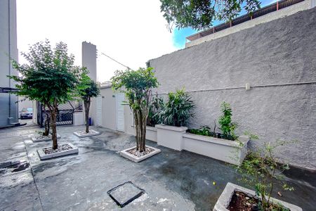 Apartamento à venda com 73m², 2 quartos e sem vagaÁrea comum