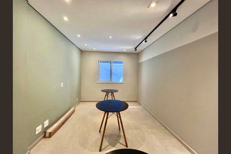 Apartamento à venda com 37m², 2 quartos e sem vagaÁrea comum - Salão de festas