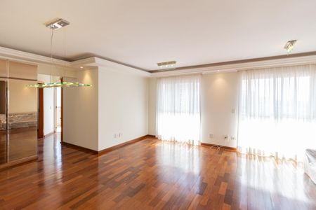 Apartamento à venda com 161m², 4 quartos e 4 vagas Apartamento à venda com 161m², 4 quartos e 4 vagasSala