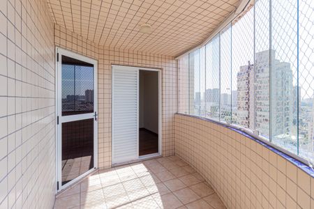 Apartamento à venda com 161m², 4 quartos e 4 vagas Apartamento à venda com 161m², 4 quartos e 4 vagasSacada